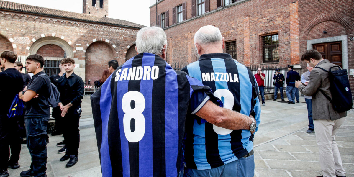 https://assets.gds.it/2026/09/Funerali-Mazzola-1200x600.jpg