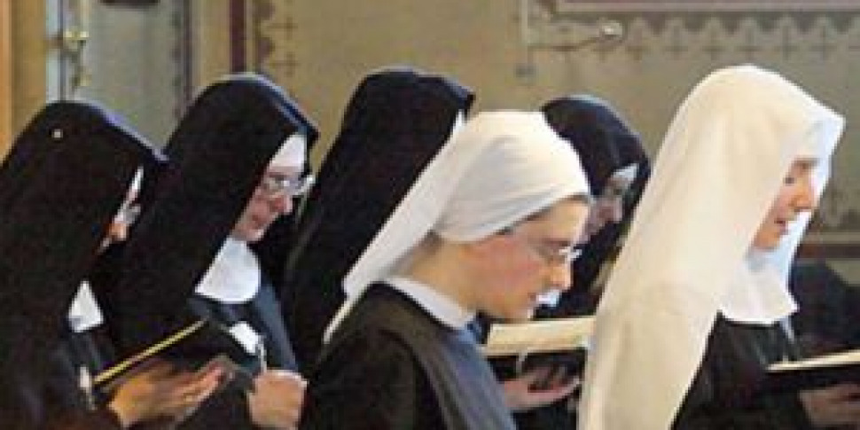 Religione, basta un click per assicurarsi la preghiera di una suora